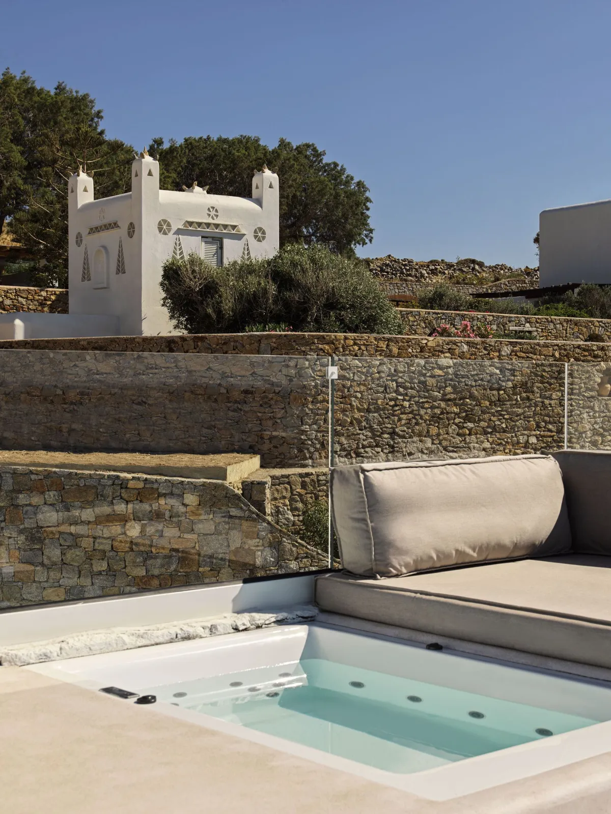 Deluxe Room with Private Heated Jetted Tub Sea View