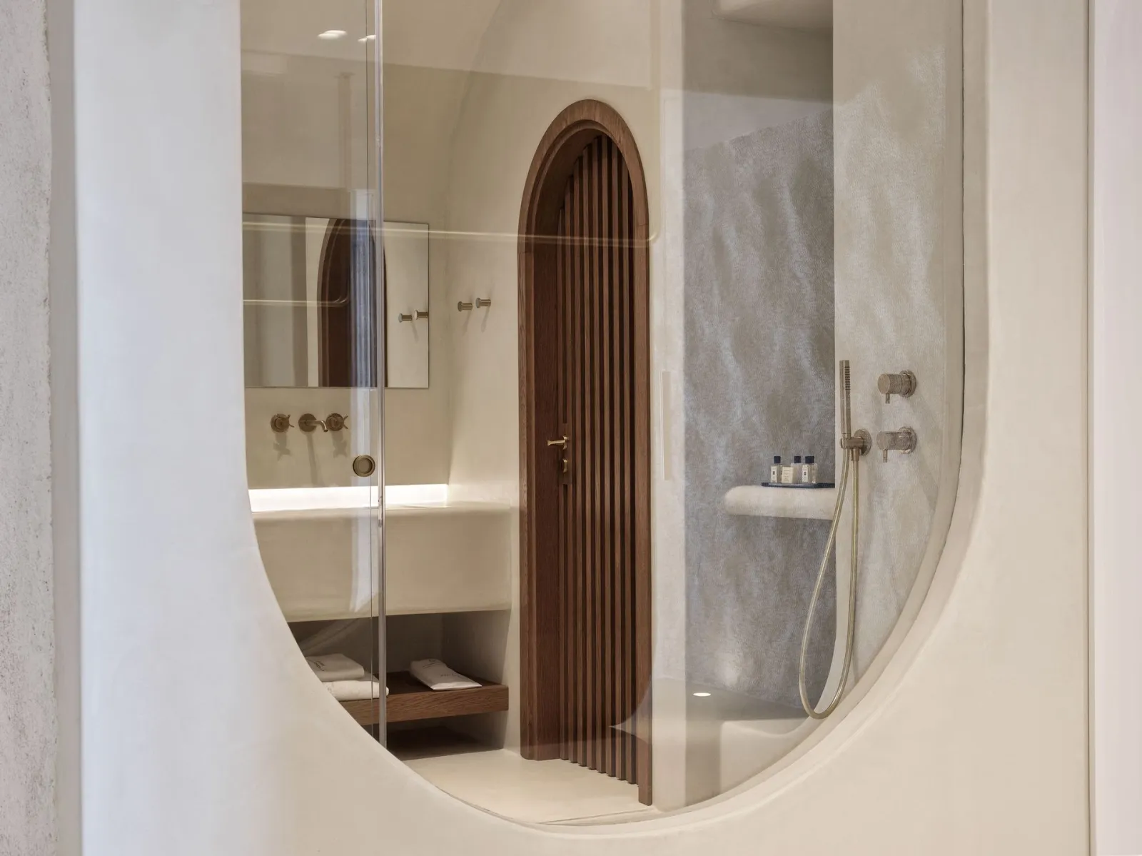 Executive Suite with Private Heated Pool Sea View