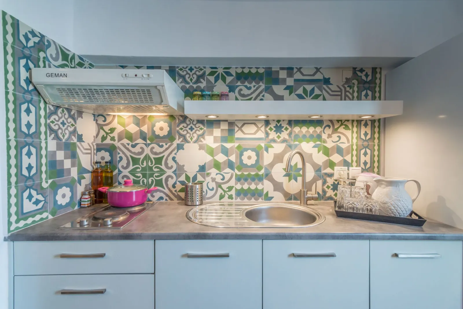 Studio with Kitchen