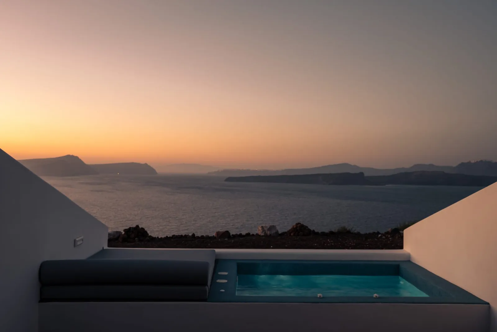 Premium Suite with Outdoor Mini Plunge Pool & Caldera View