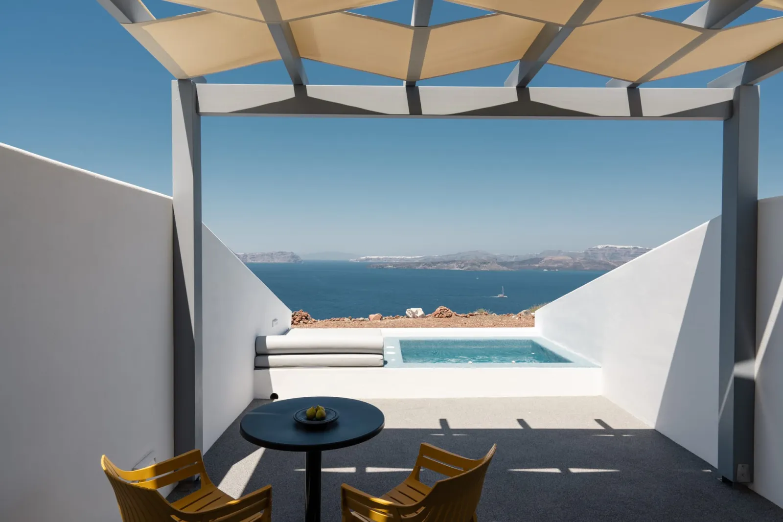 Premium Suite with Outdoor Mini Plunge Pool & Caldera View