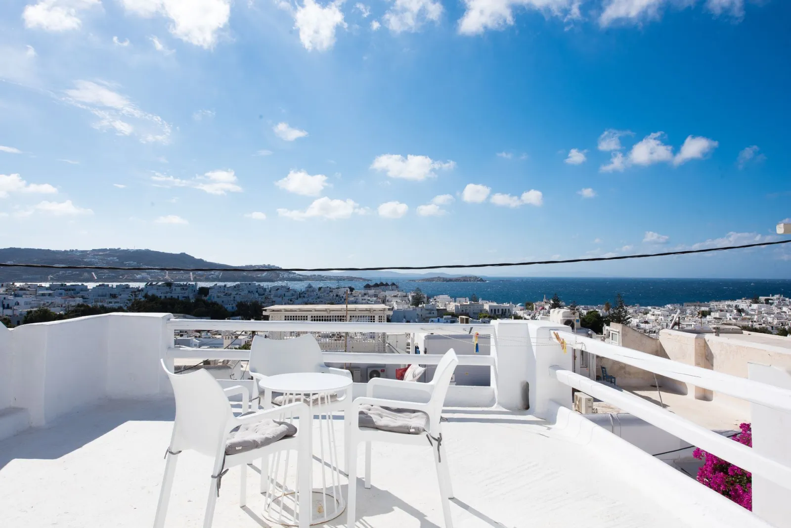 Deluxe Queen Studio Seaview