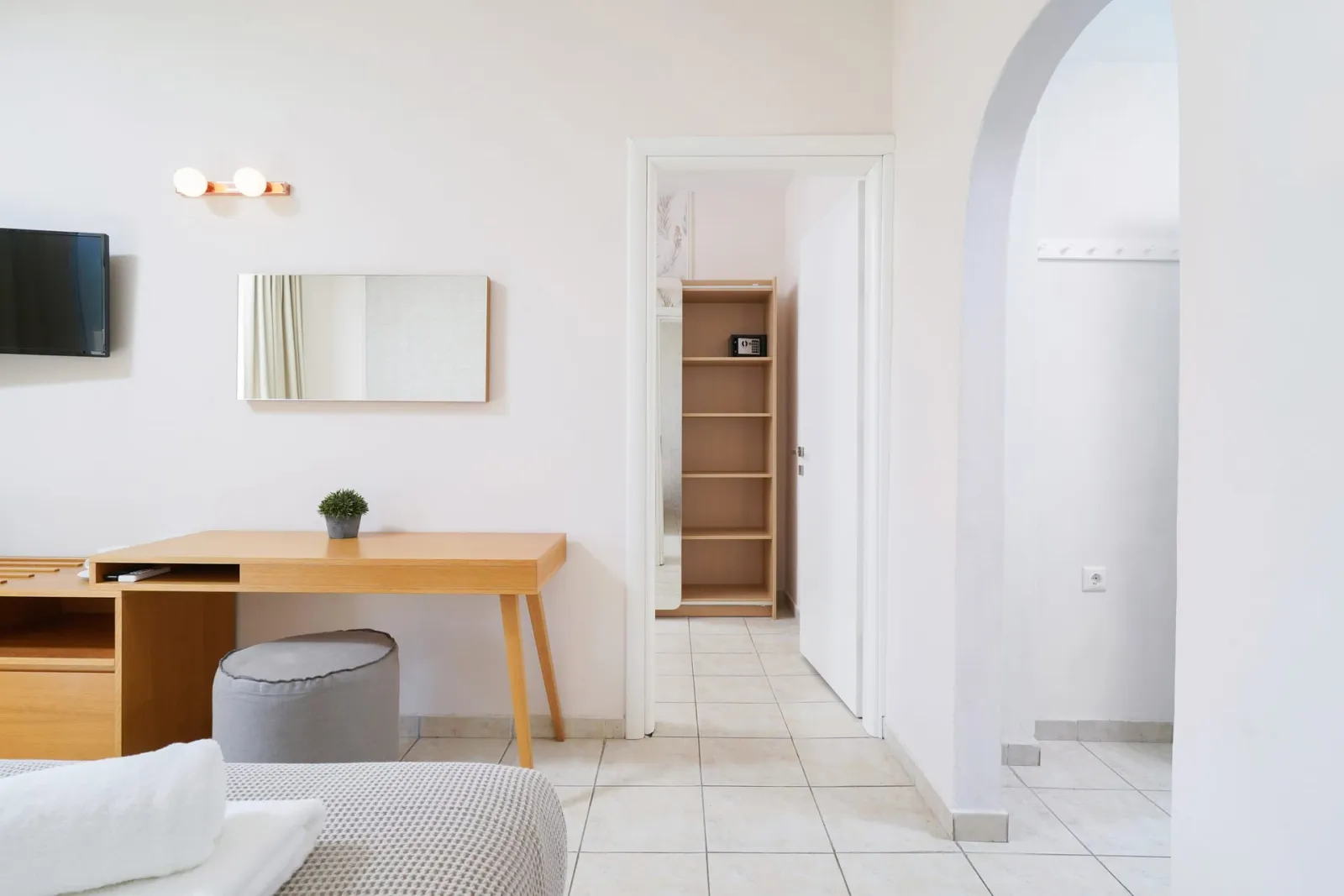 Suite with mountain view