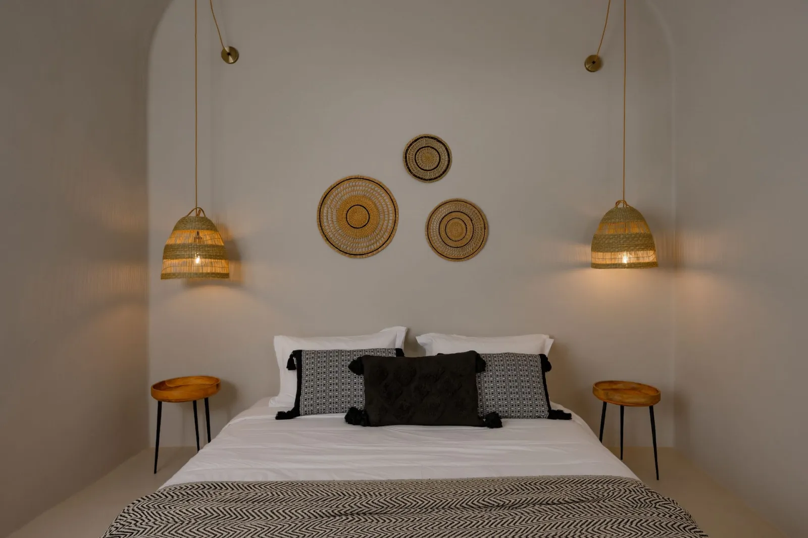 “Metal” Deluxe Cave Suite