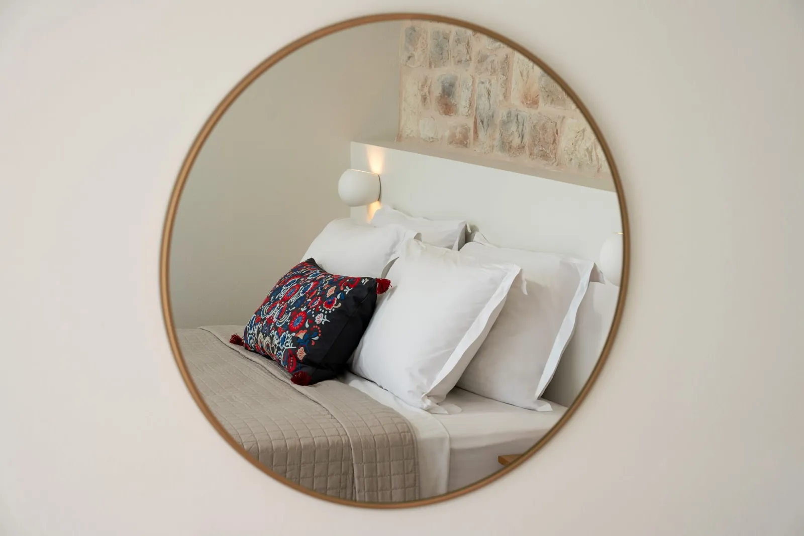 Junior Suite with Panoramic Sea View and shared pool