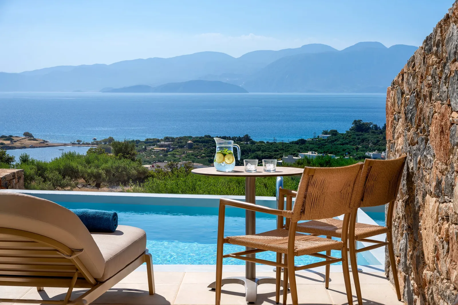 MIrabello Suite with Private pool and Sea view