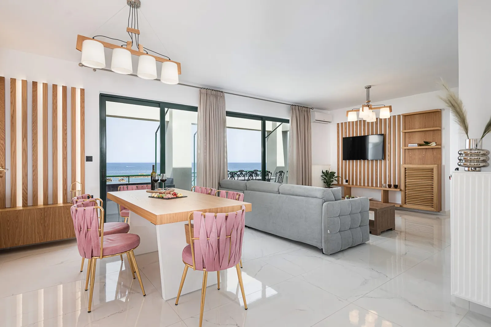 Elia Penthouse