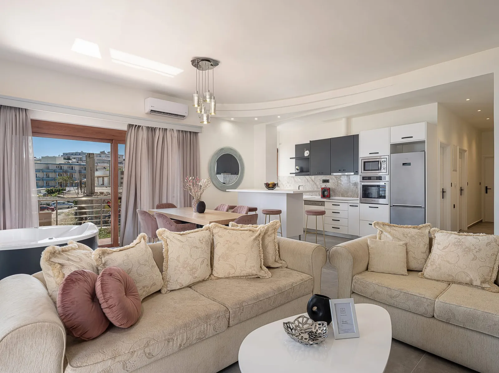 Elia Seaside Deluxe Apartment