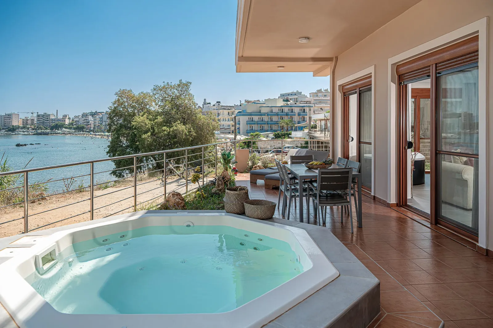 Elia Seaside Deluxe Apartment