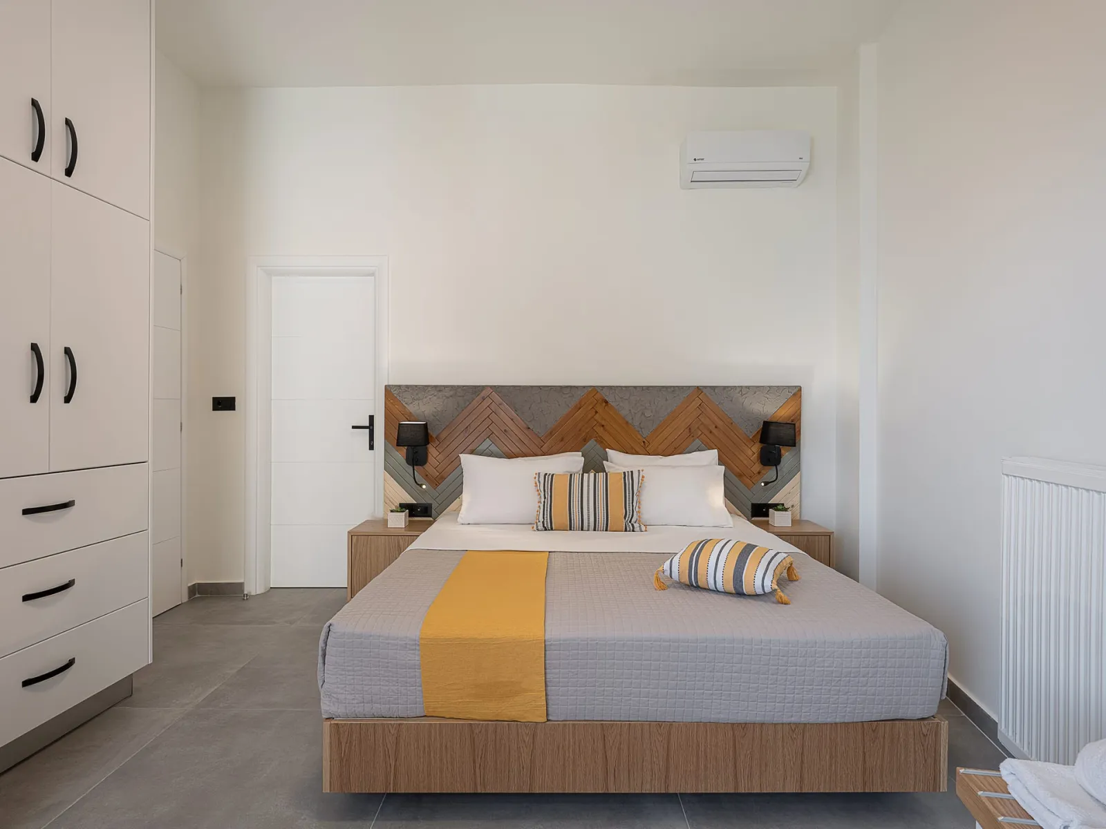 Elia Seaside Deluxe Apartment