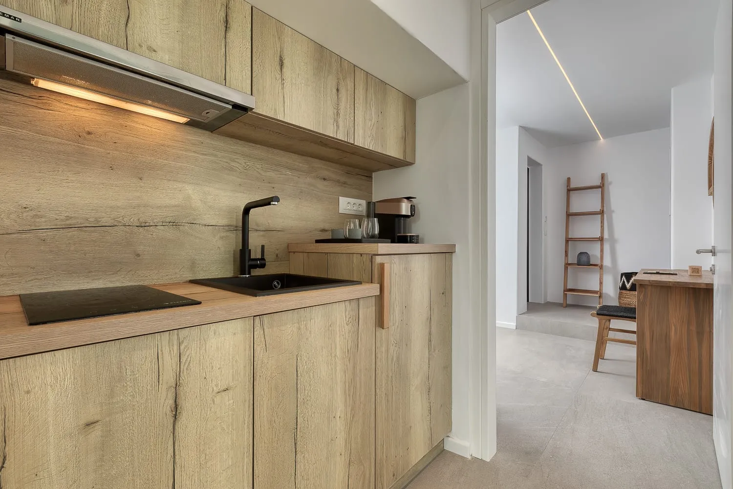 Luxury Two Bedrooms Apartment Beach Front