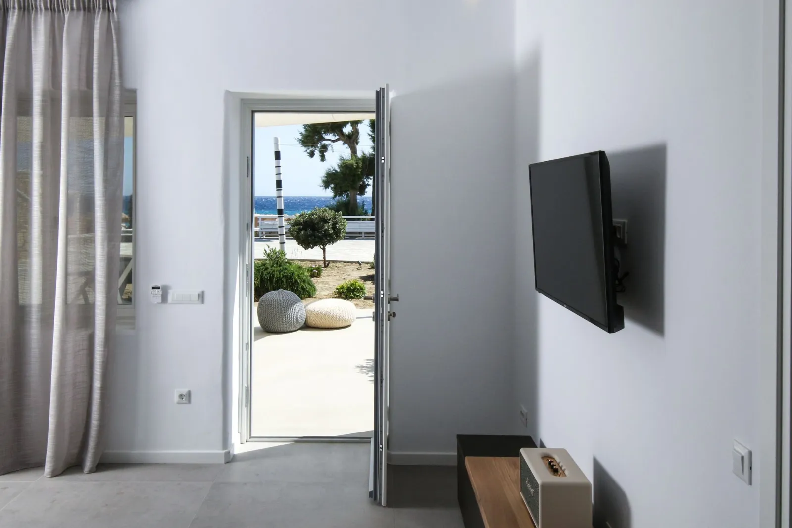 Elia Two-Bedroom Apartment Beach Front
