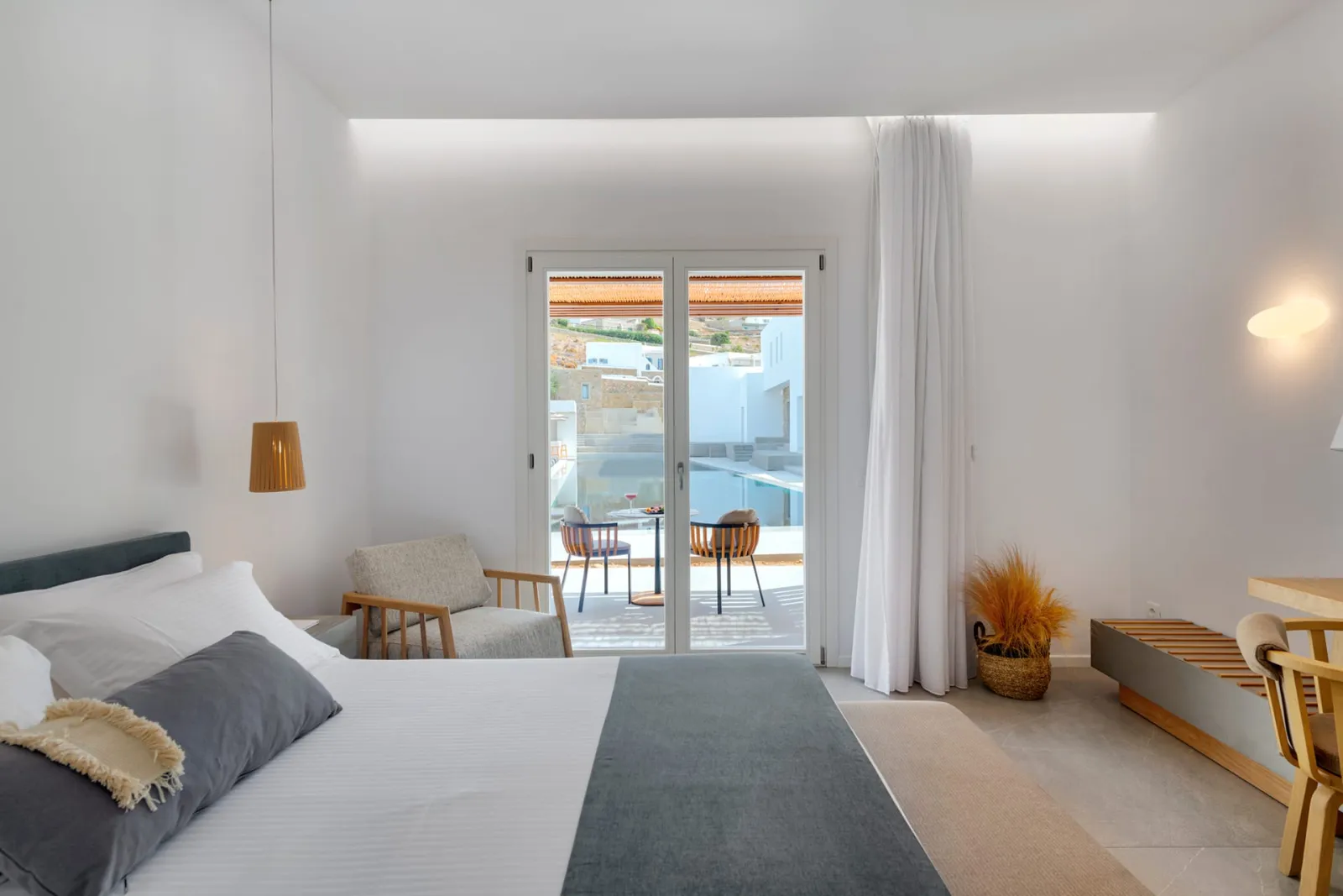 Accessible Deluxe Double Room with Pool View