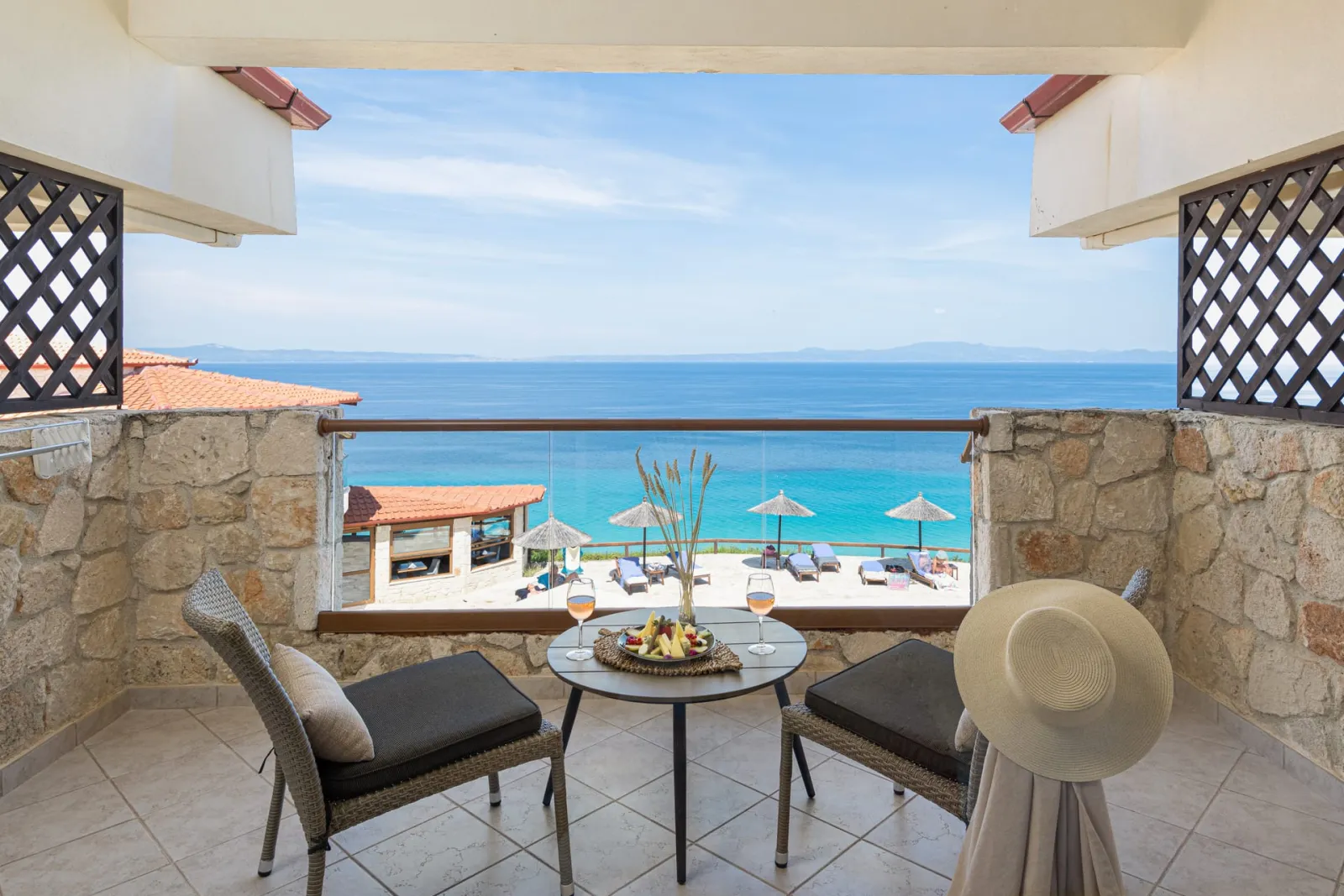 Deluxe Double Front Sea View