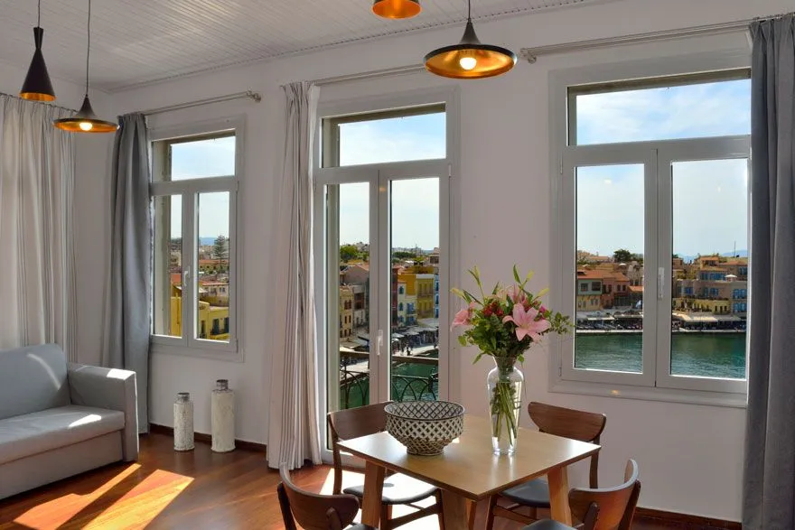 One Bedroom Suite with Sea view