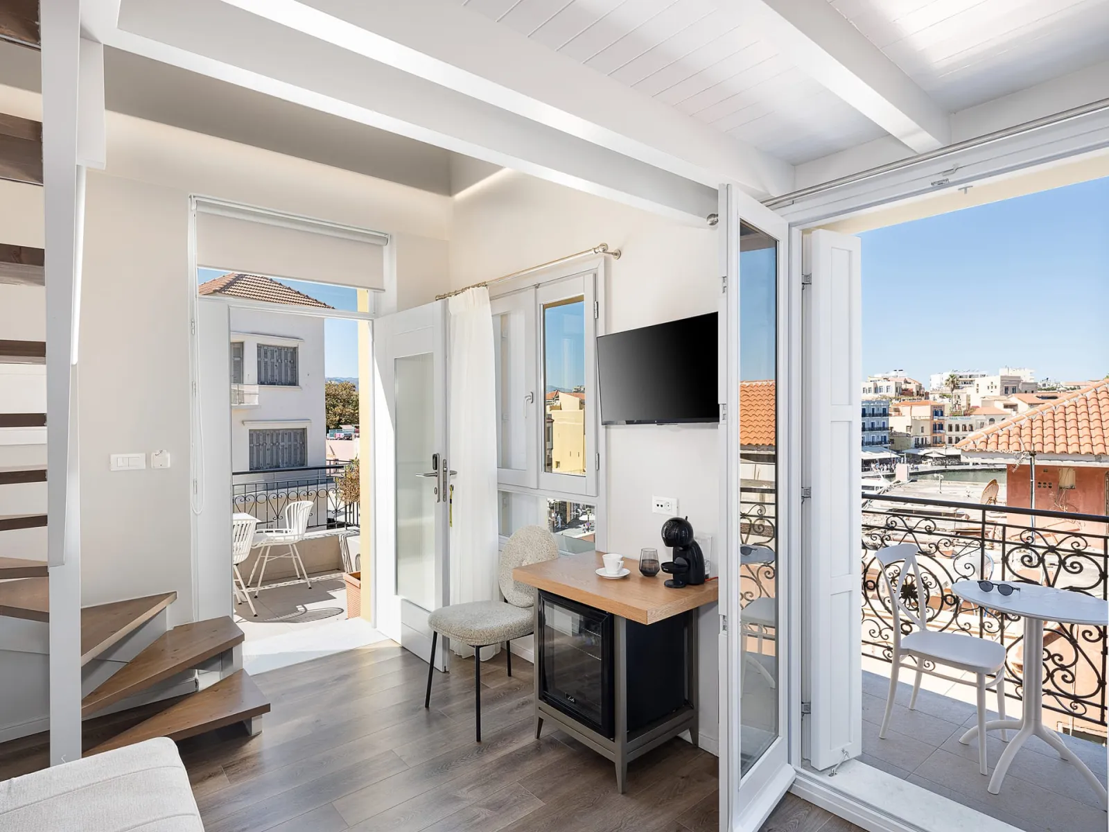 Deluxe Suite with Sea View