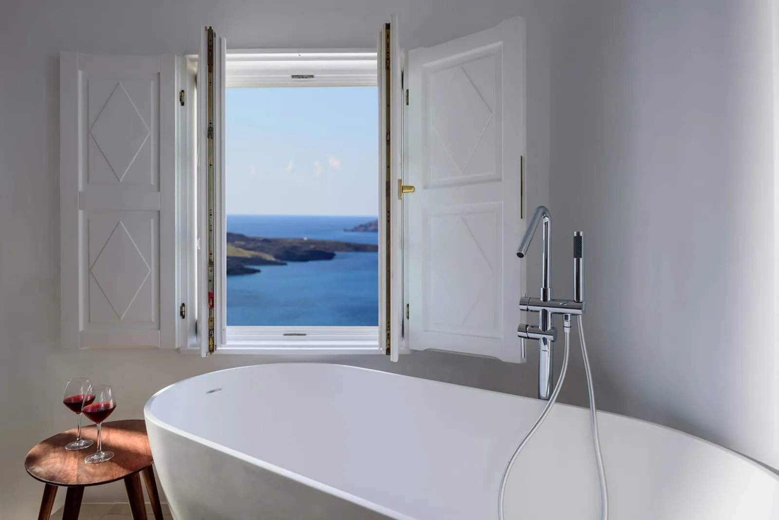 Deluxe Suite with Caldera View