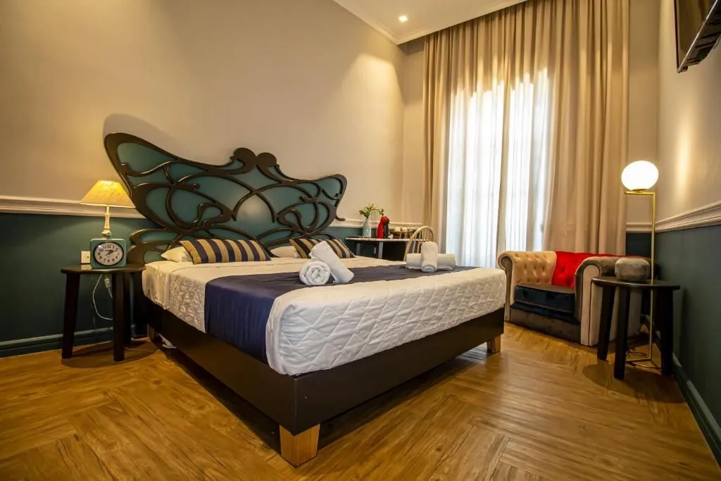 Deluxe Room with Sea view and balcony