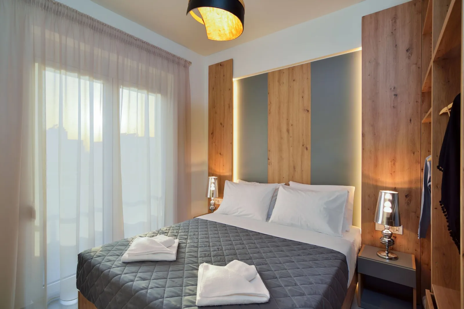 One Bedroom Apartment