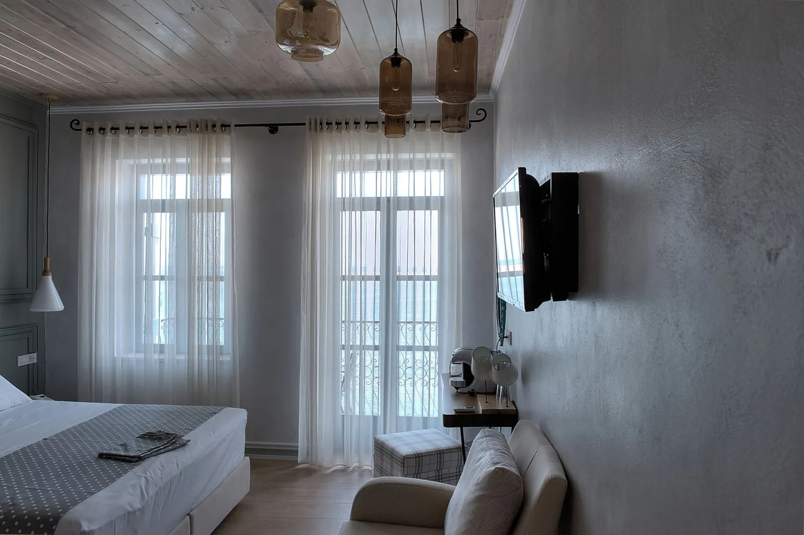 Deluxe room with Sea View and Balcony