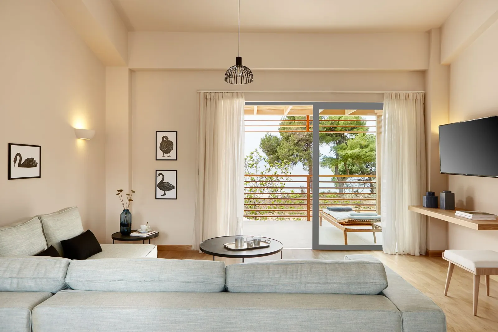 The Sunset Suite | Nest Grove Rooms Villas & Suites