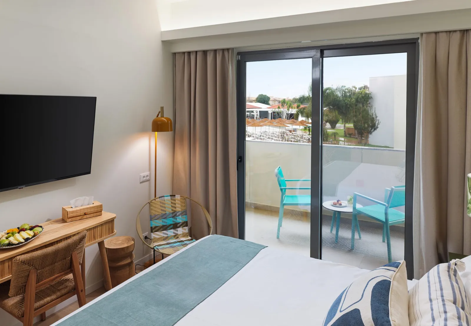 Deluxe Room Pool View