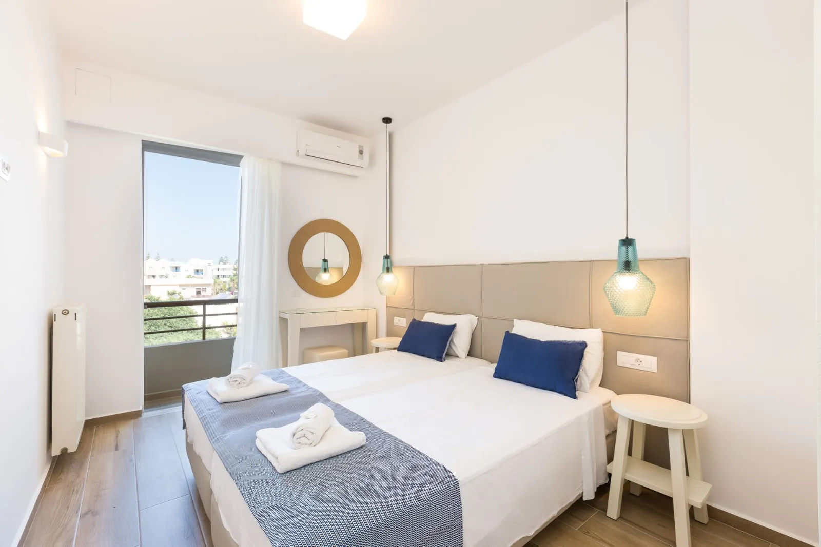 Superior One Bedroom Apartment