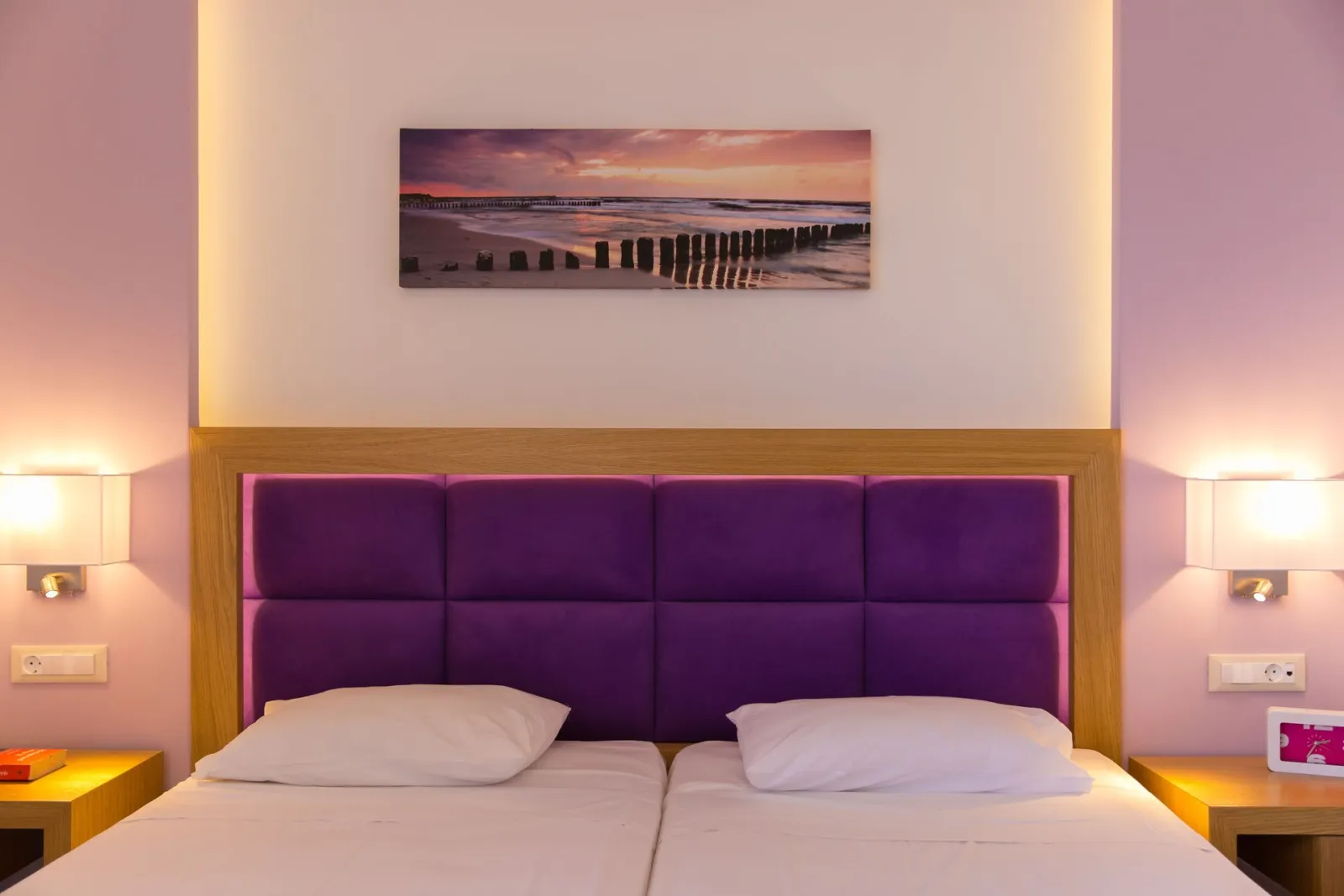 Superior One Bedroom Apartment