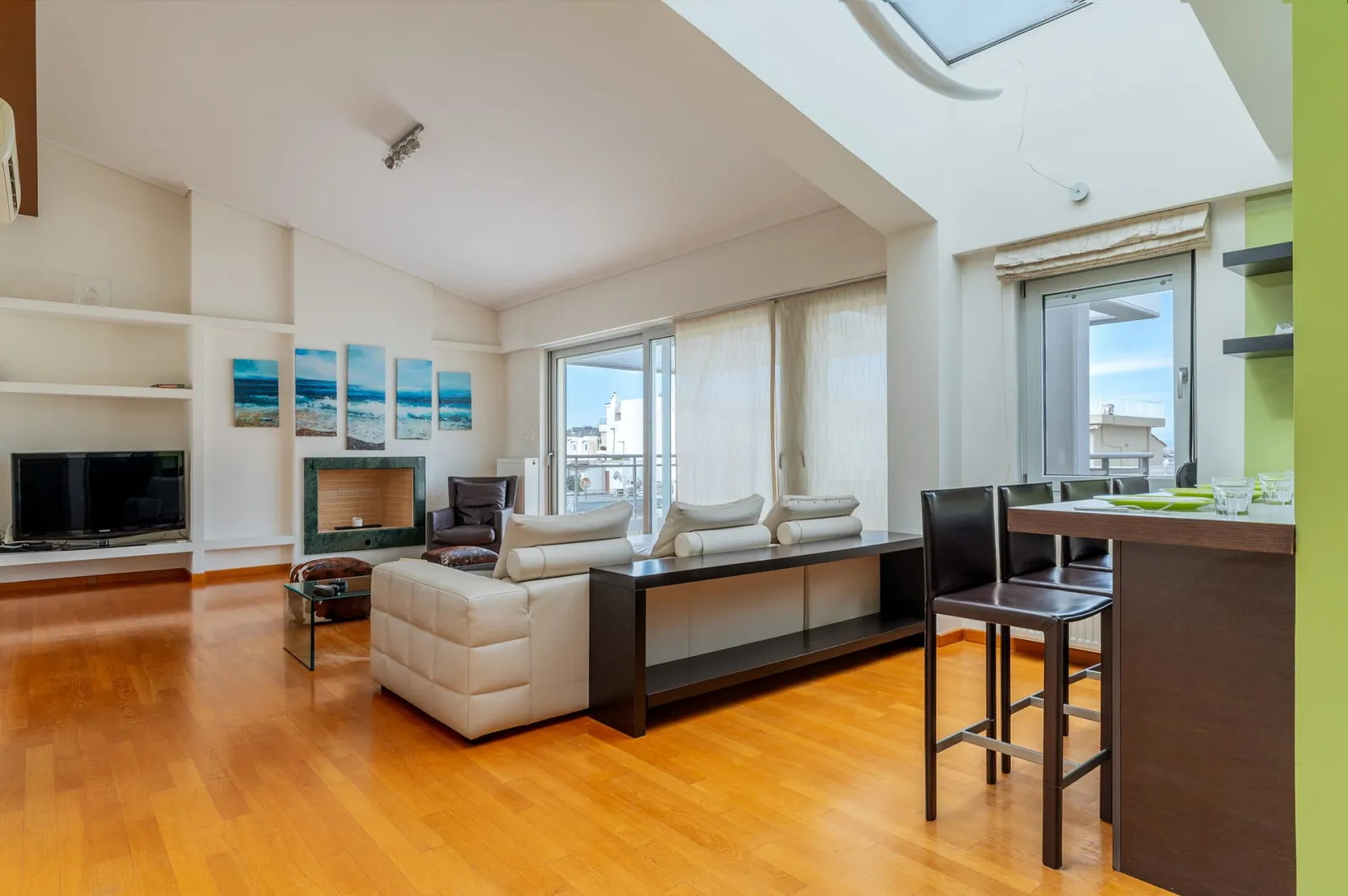 Three Bedroom Fully Furnished Maisonette 150m2/ 7th-8th floor