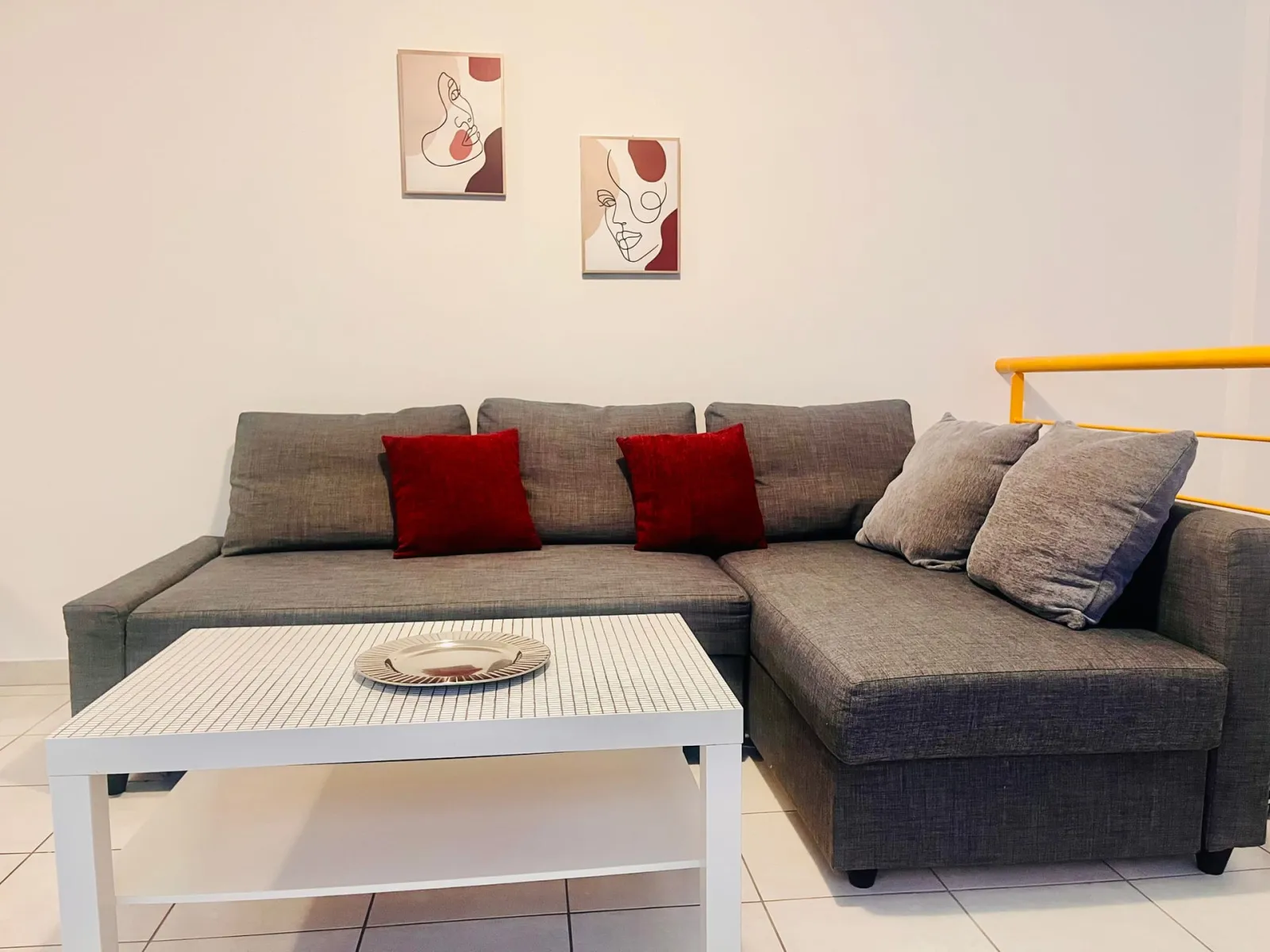 Furnished One Bedroom Apartment Ground Floor Split Level [45 m²]