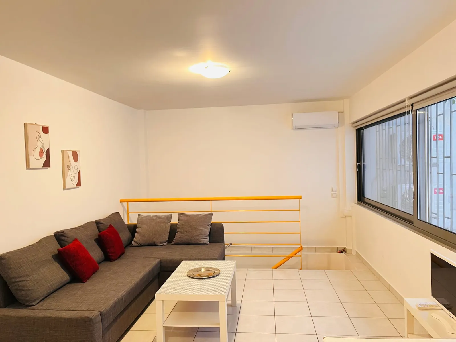Furnished One Bedroom Apartment Ground Floor Split Level [45 m²]