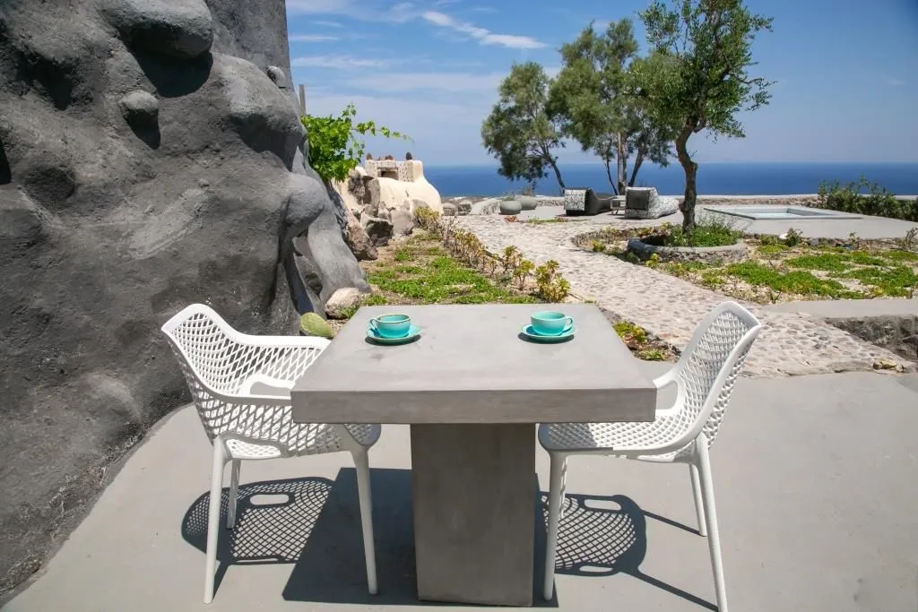 Luxury Cave Villa with Outdoor Hot Tub with Sea &amp; Sunset View