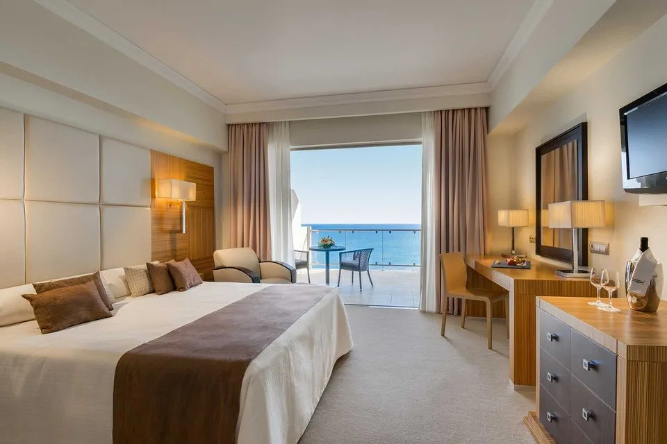 Deluxe Guestroom Sea View