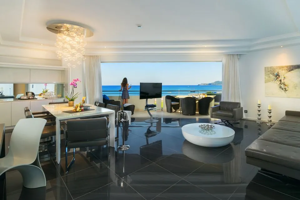 Presidential Suite Sea View