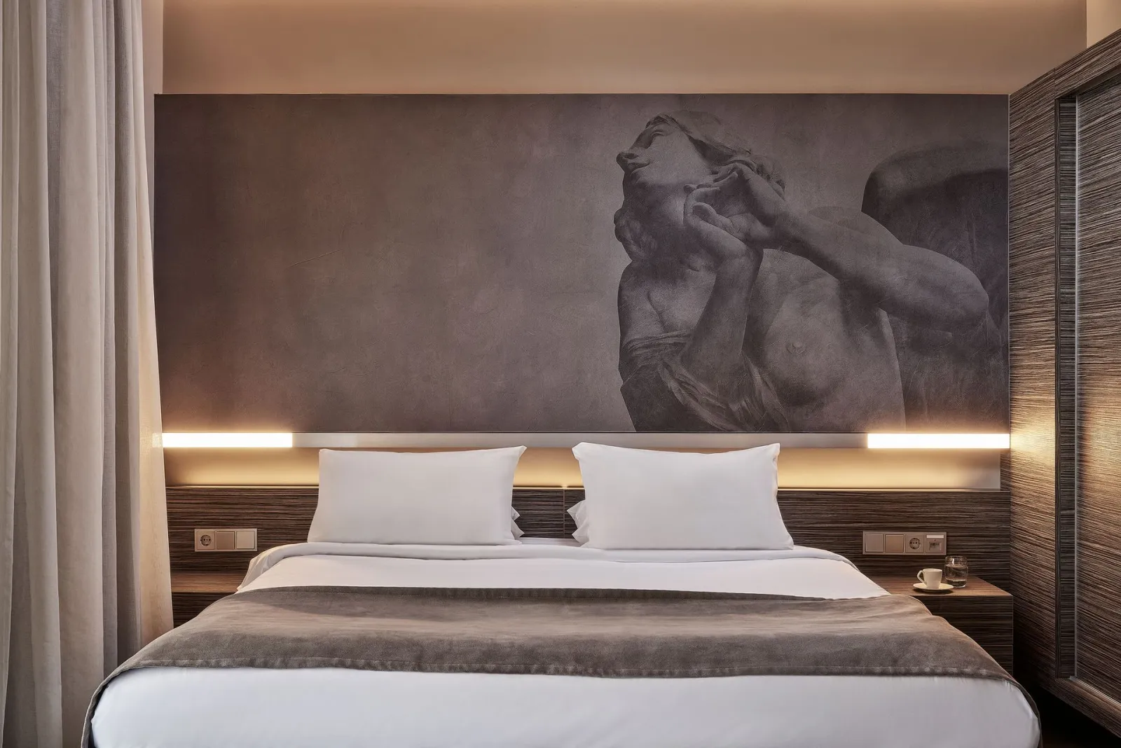 Essence Retreat