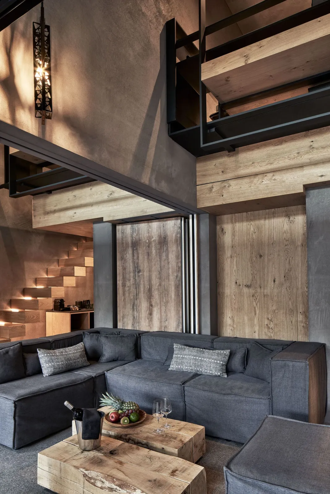 Signature Suite with Two Pools