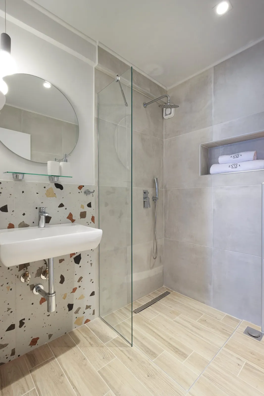 Junior Suite with City View