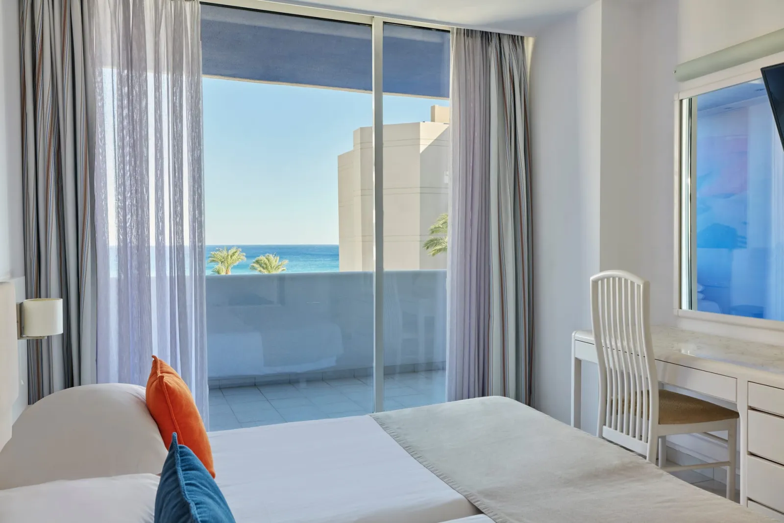 Apartment Side Sea View