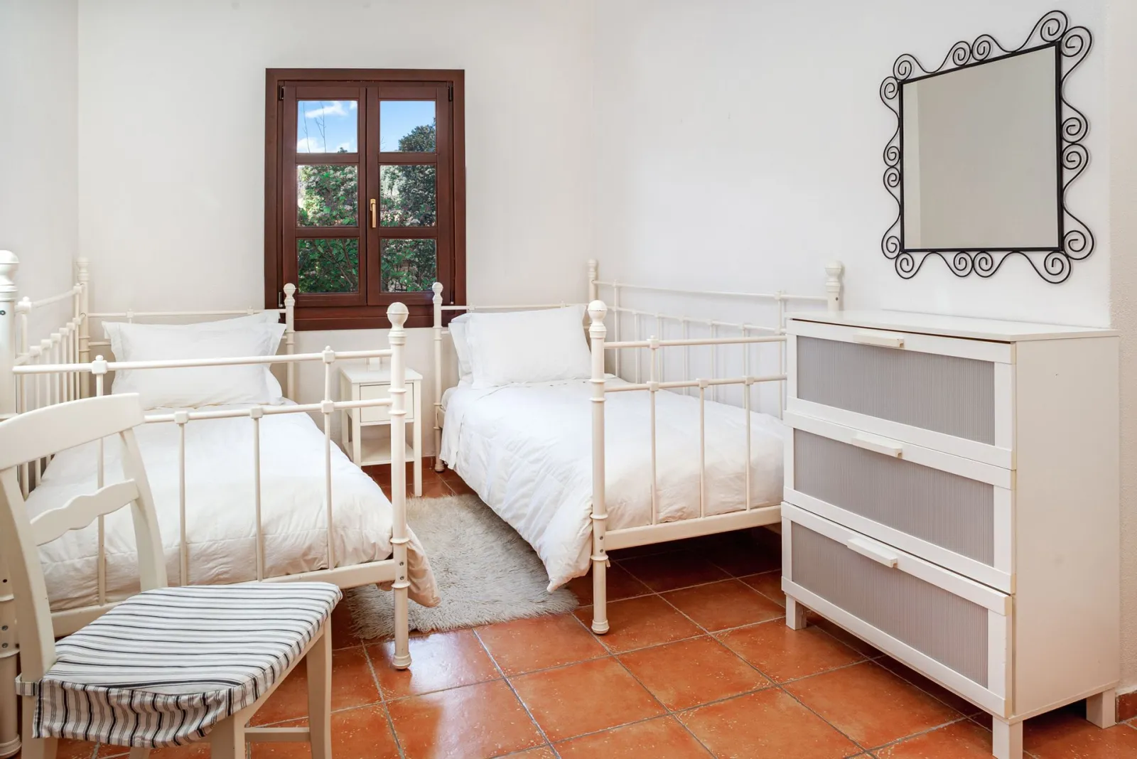 Family Two Bedrooms Apartment