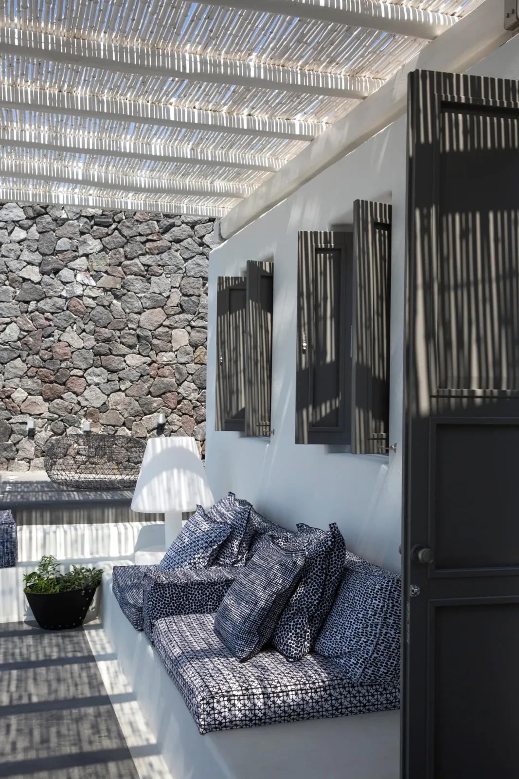Ground Floor Suite