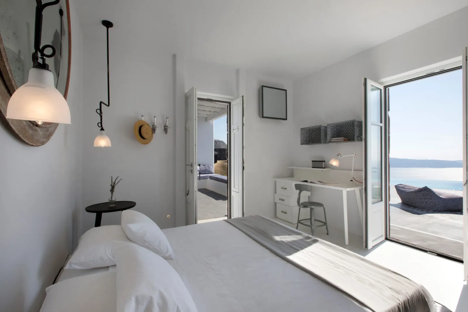 Split - Level Suite