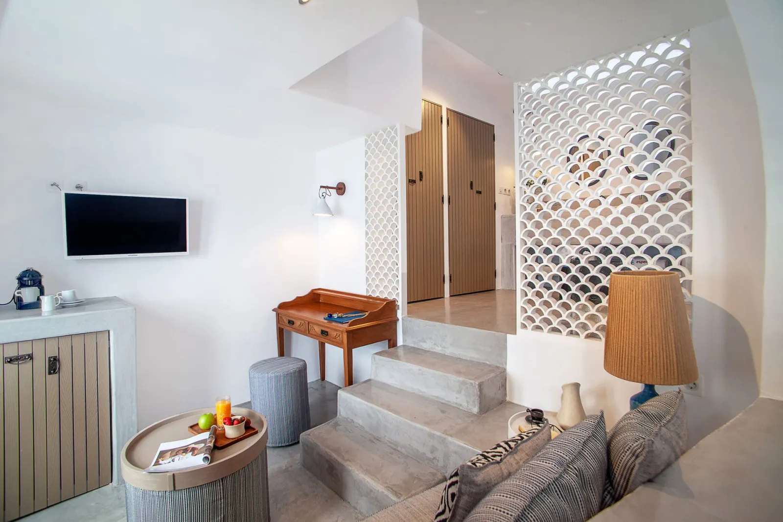 Vibrant Suite with Sunset View
