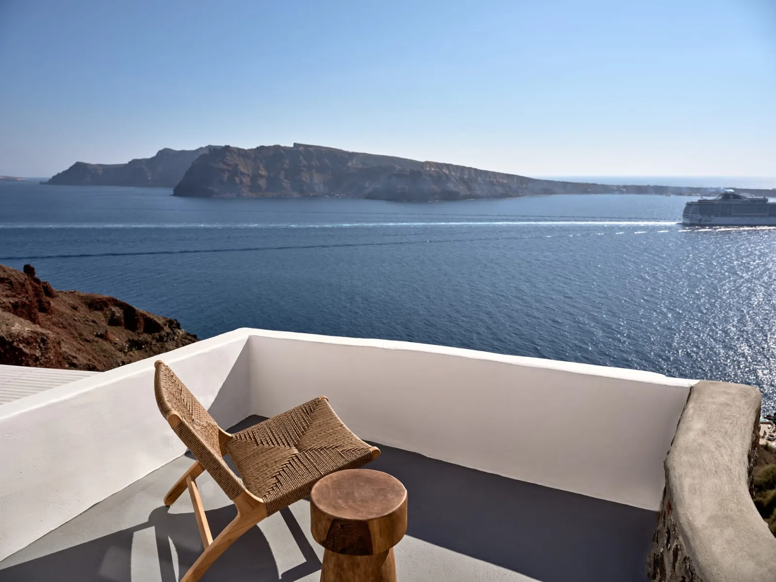 Superior Honeymoon Plunge Pool Suite with Sunset View