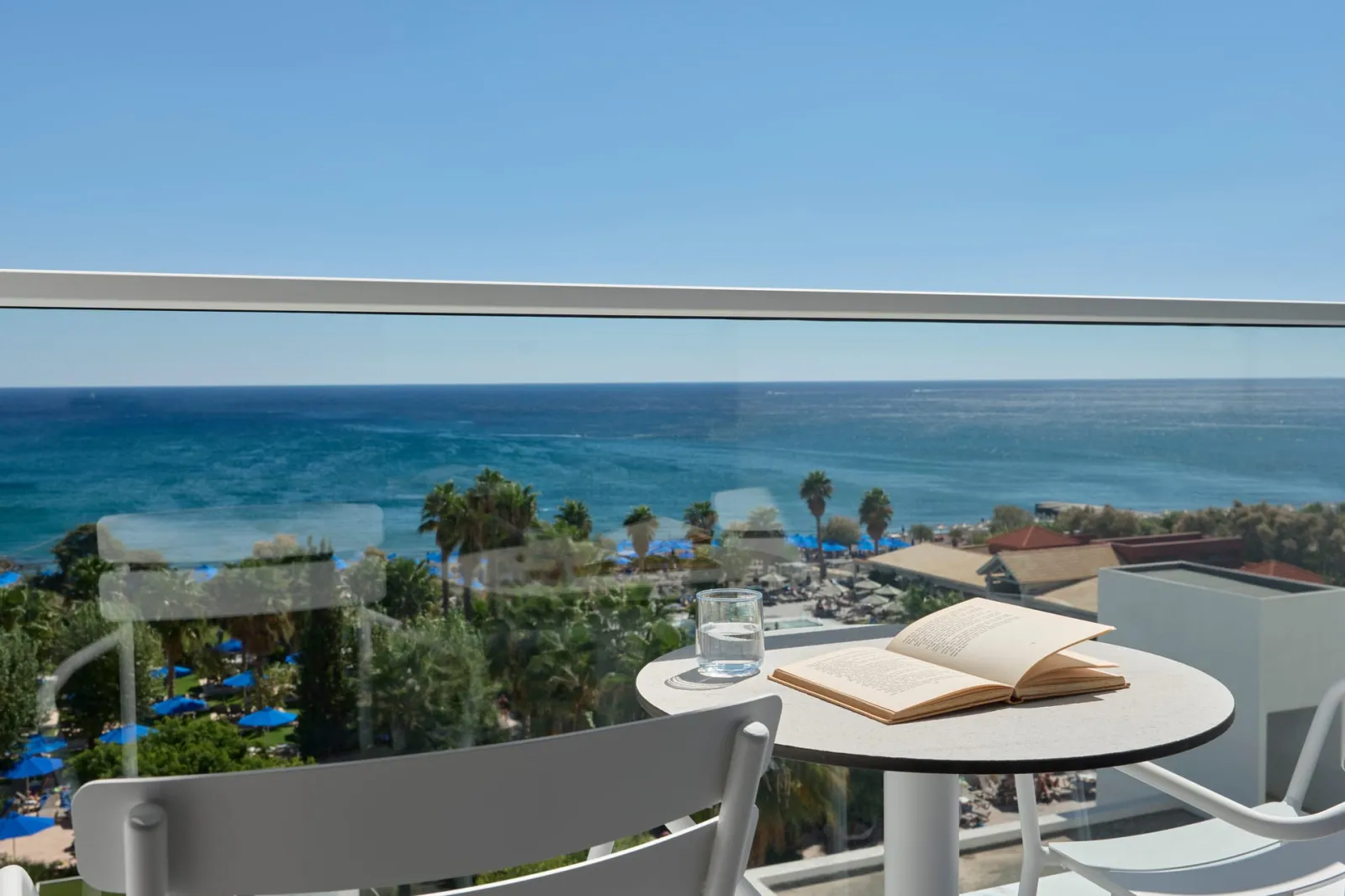 Double or Twin Room with Sea View