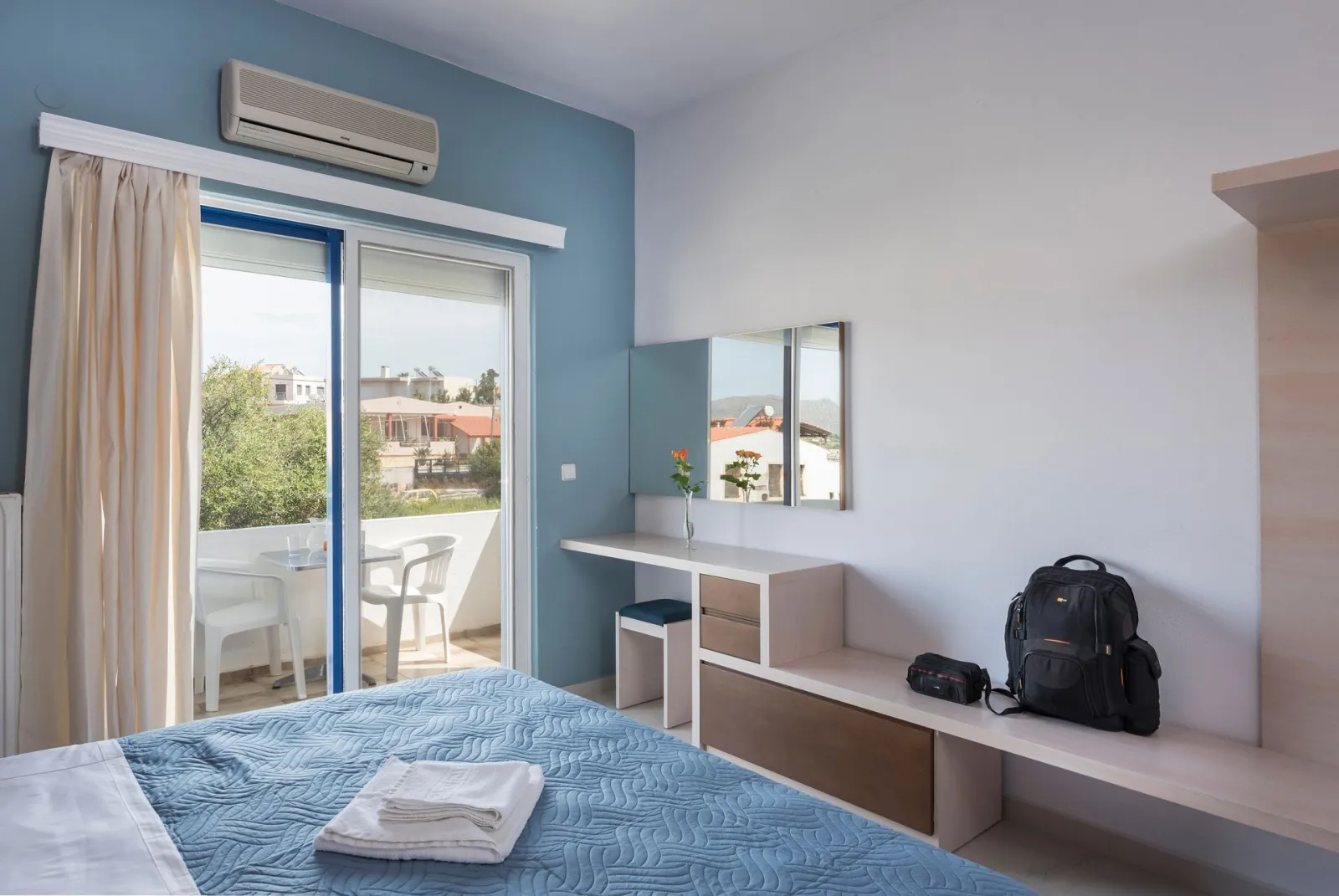 Three Bedroom Apartment with Sea View