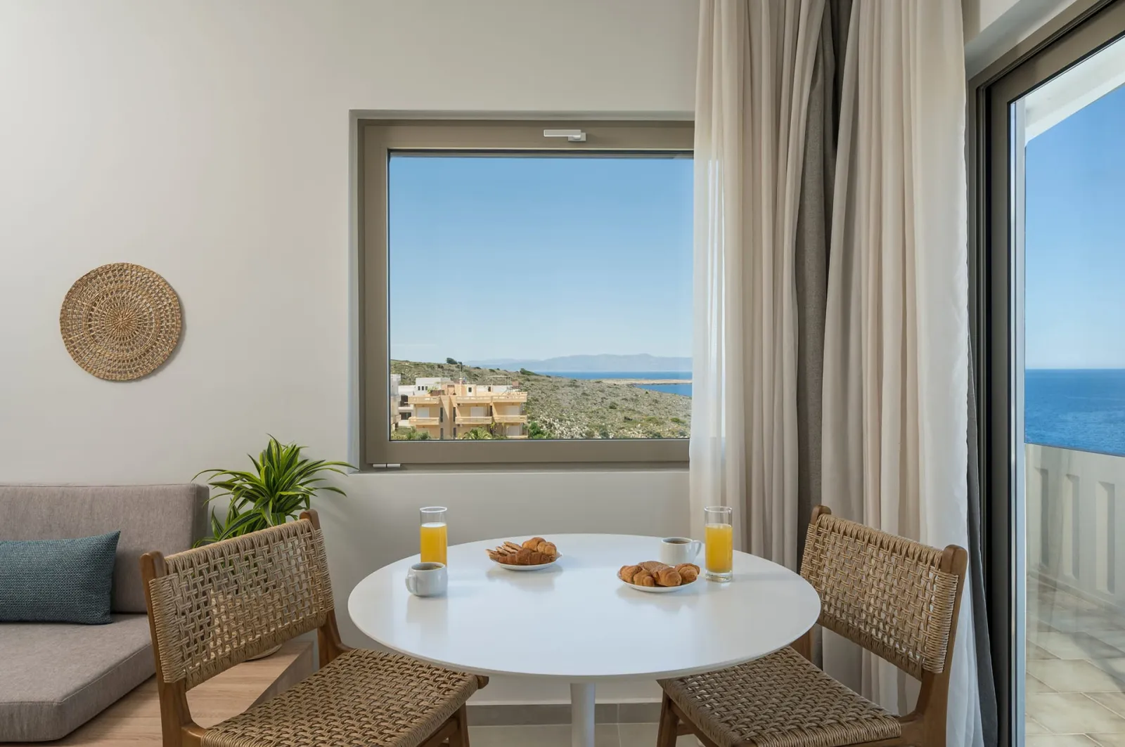 Superior Junior Suite with King Bed &amp; Sea View