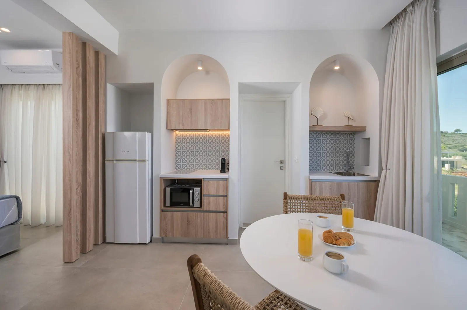Superior Studio with King Bed & Sea View