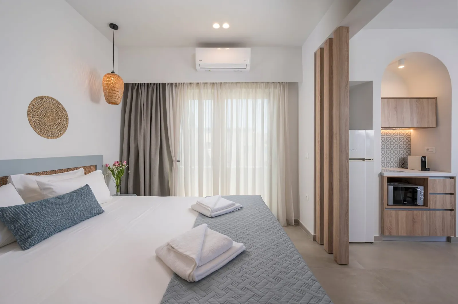 Superior Studio with King Bed & Sea View