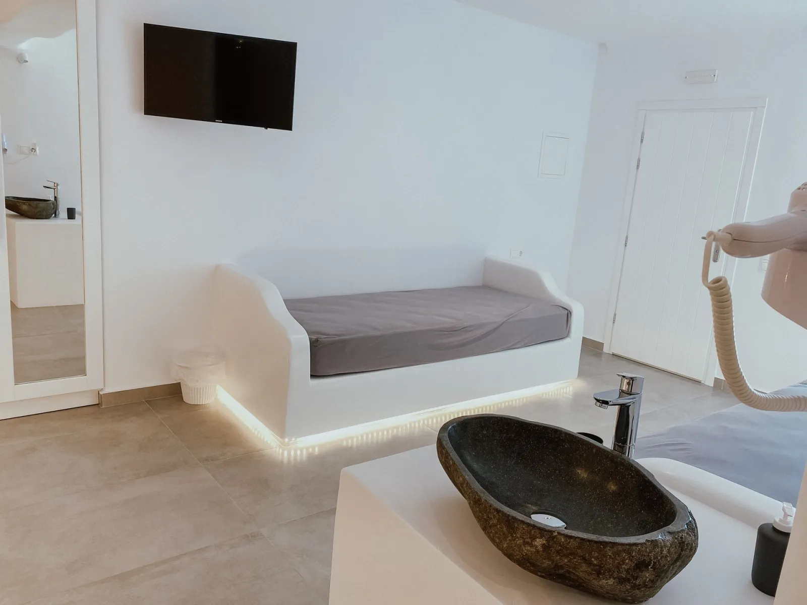 Family Suite with Side Sea View