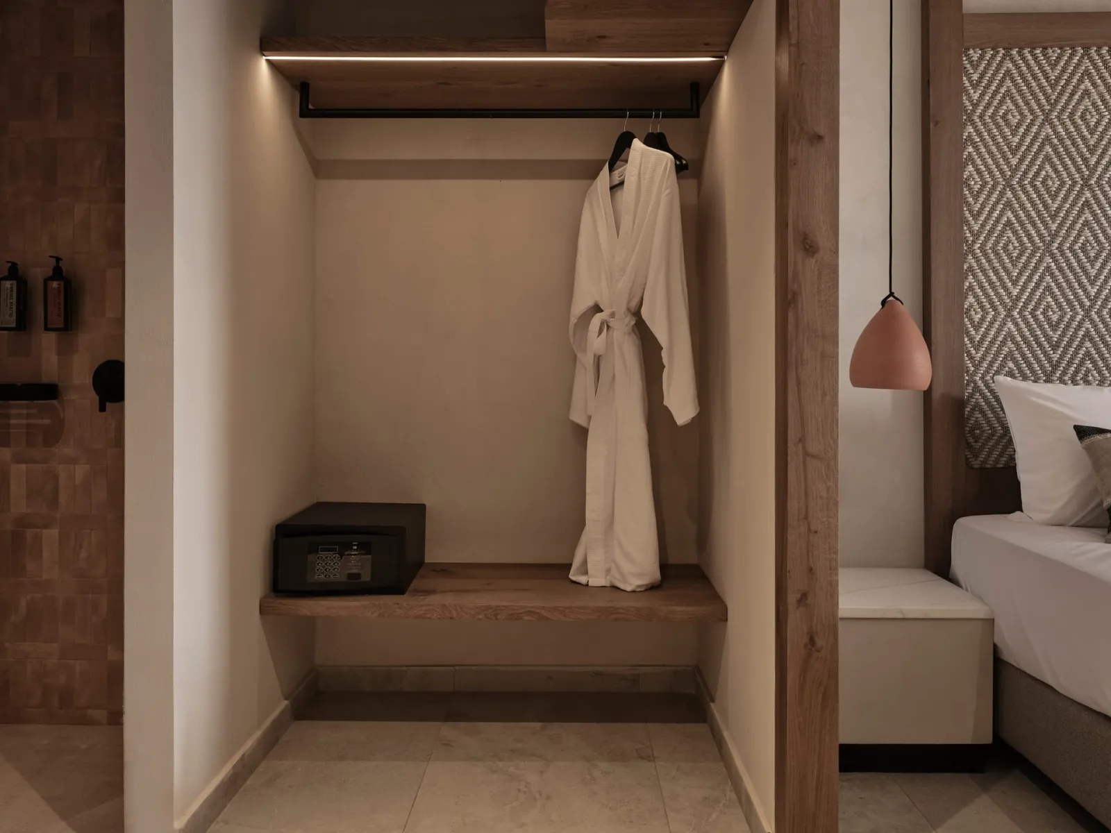 Comfort Triple with Jacuzzi